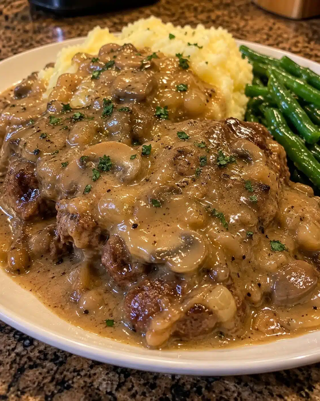 Crock Pot Cube Steak and Gravy